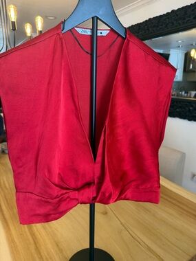 Zara Red V-Neck Knot-Front Camisole